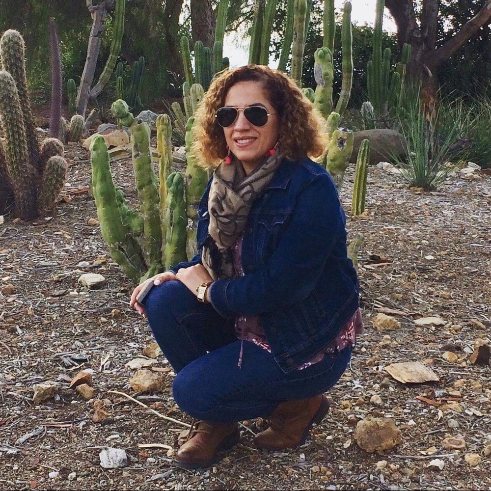 Meet your Posher, Erendira